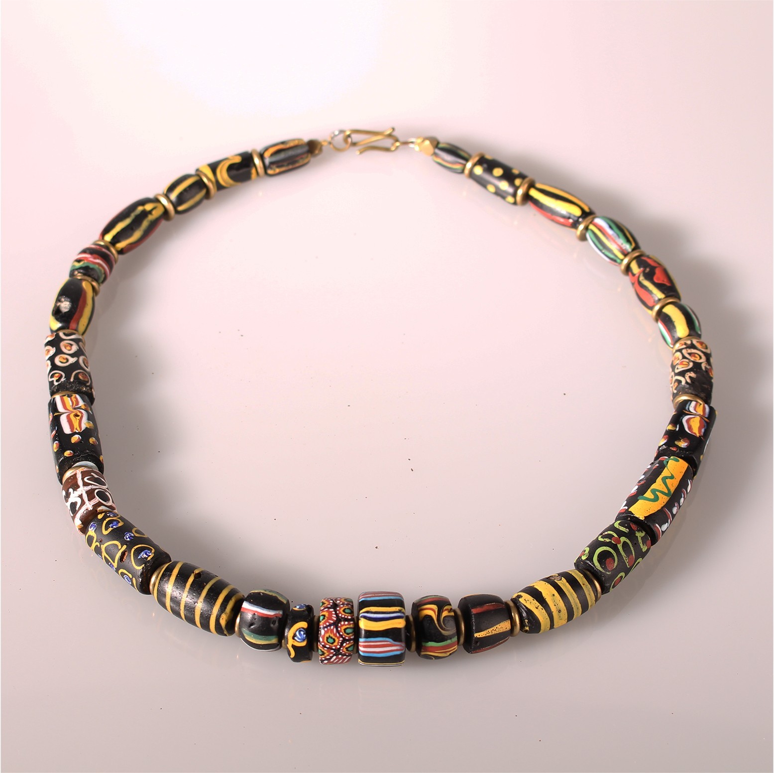 14170 Necklace Antique Glass Beads Millefiori Venice Bohemia Usage Patina