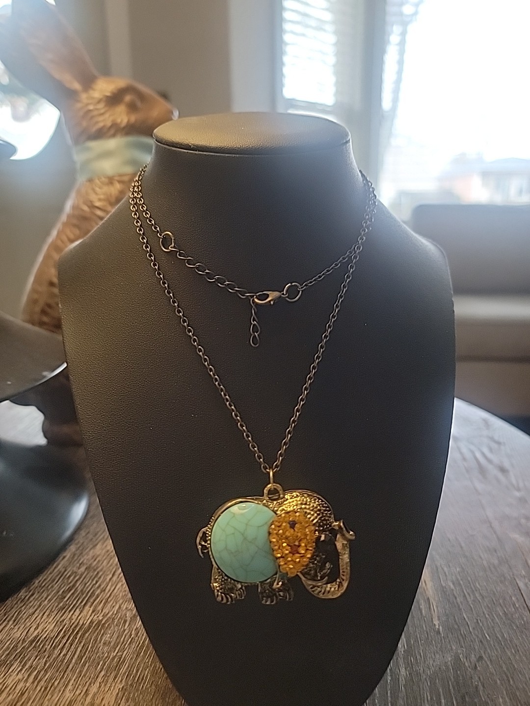 Vintage Boho Style Elephant Necklace Pendant Gold Tone