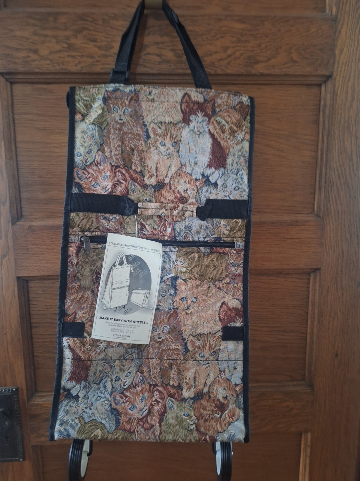 Vintage Cat Tapestry ALFA Portable Travelgear/Shopping Fold Up Bag w/Wheels