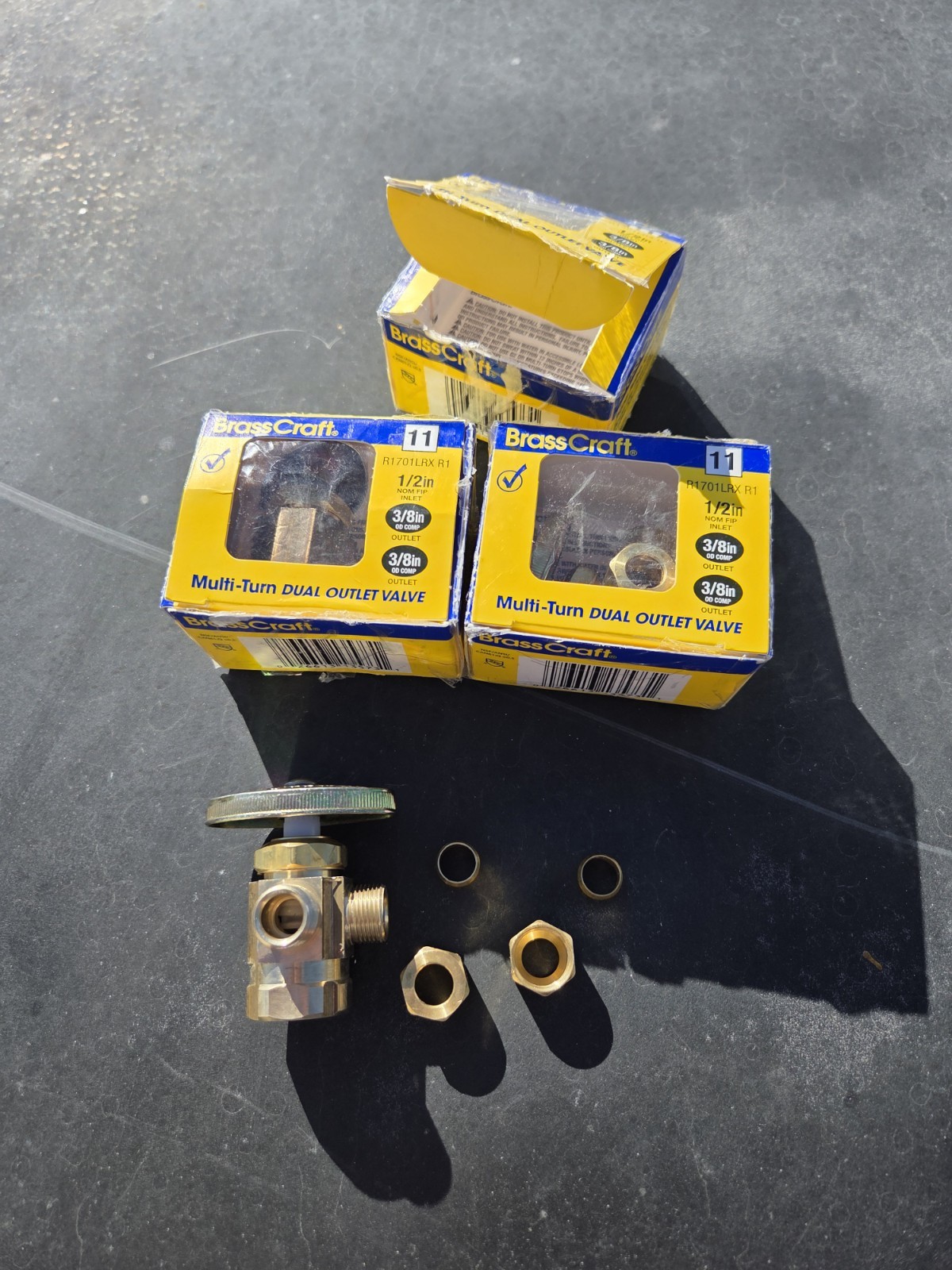 3 THREE BrassCraft Valve 1/2" FIP Inlet x Dual 3/8" O.D Lot Pack Open Box Outlet