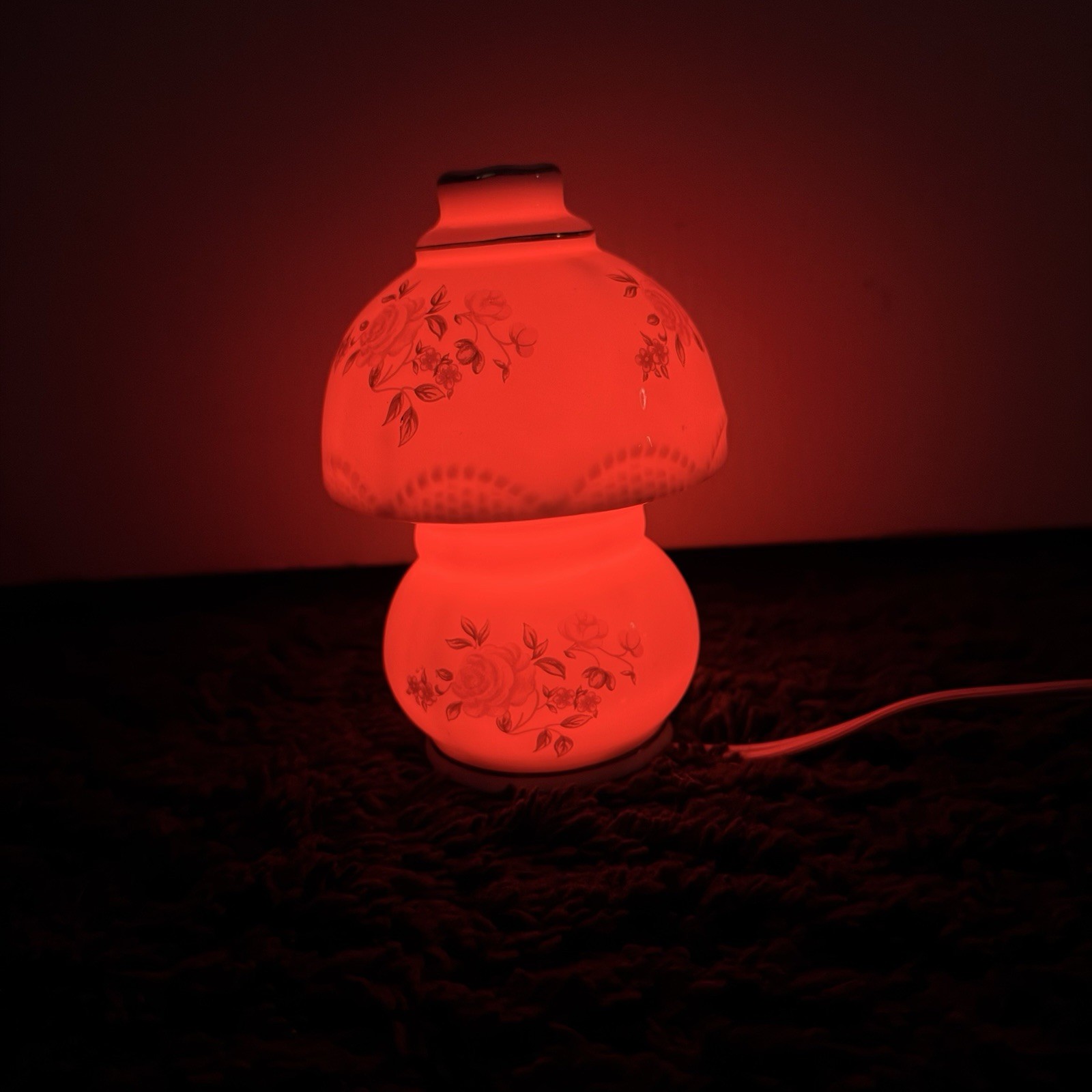 Aladdin Giftware Kitschy Mini Hurricane Lamp Night Light Lamp