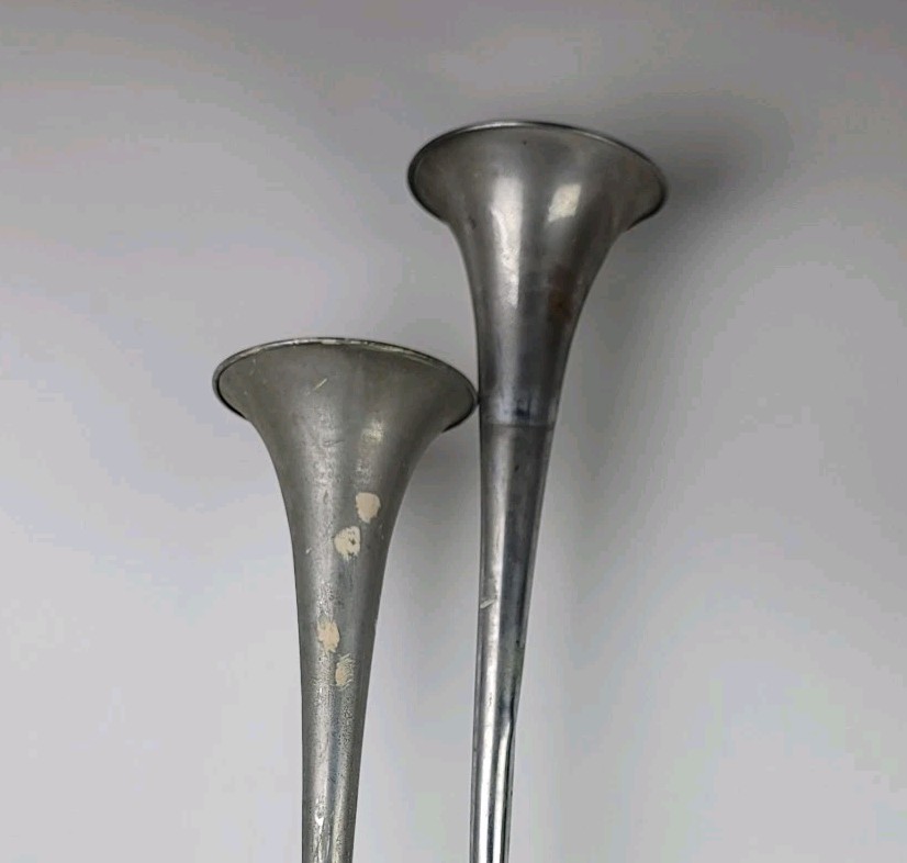 Vintage Yacht Boat Marine Nautical Signal Dual Trumpet Horn [Parts or Repair]