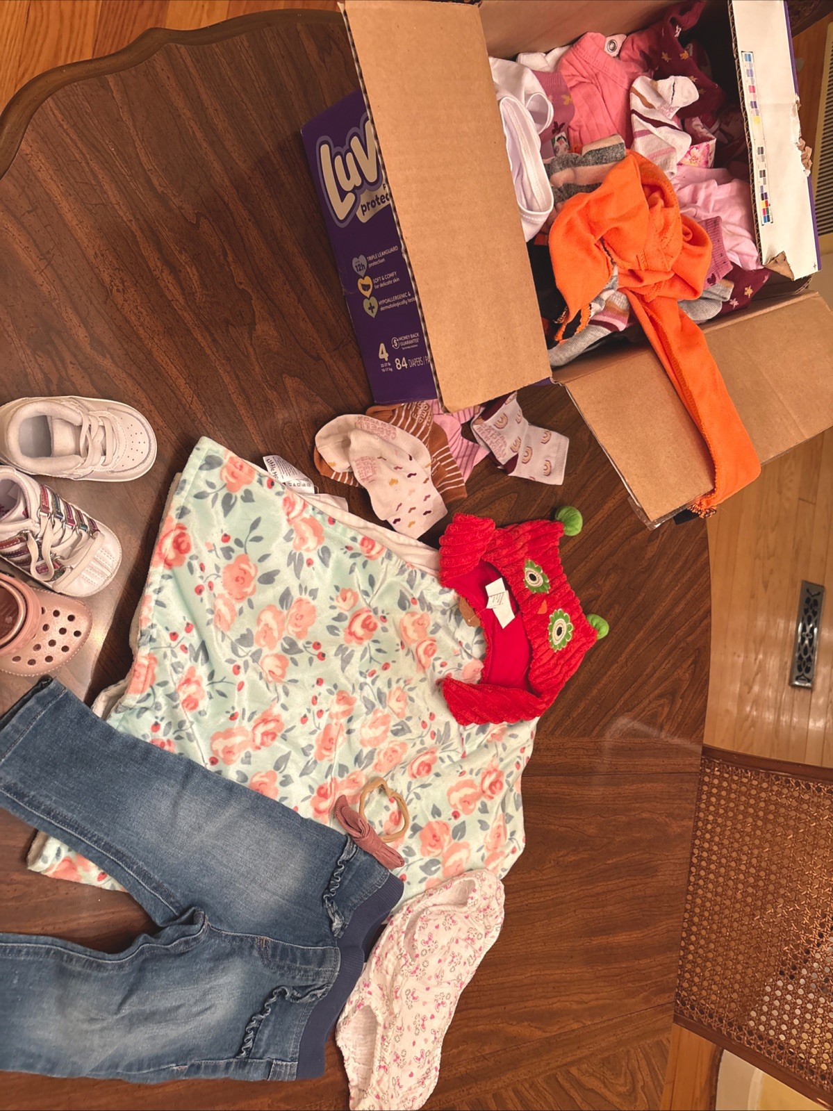 Lot of 25 Piece Pre Owned Baby Girl Clothes 3-6 Months Mixed Brands Some New