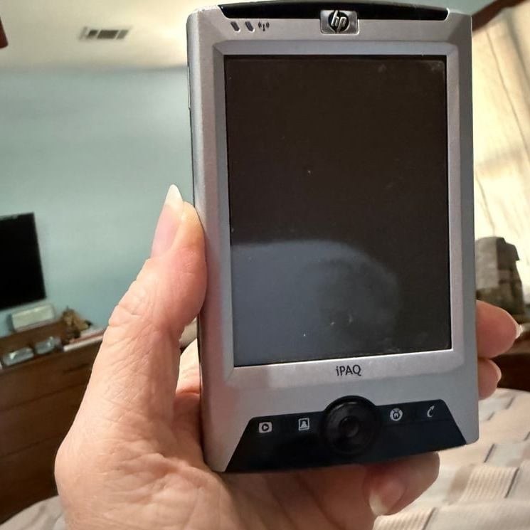 HP iPAQ RX3115 Color LCD Pocket PC PDA Mobile Media Companion