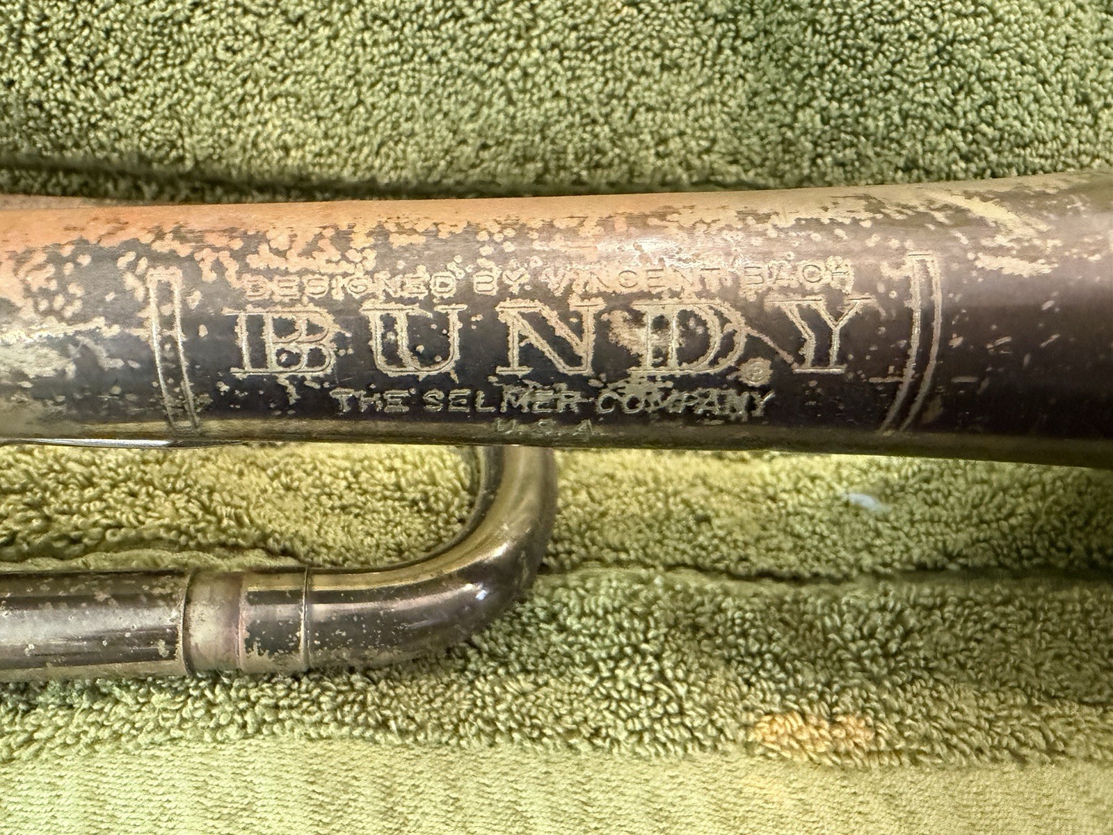 Vintage Bundy Trumpet   ALL Valves Work Fine.  Late 60’s.  BACH Co Mouthpiece