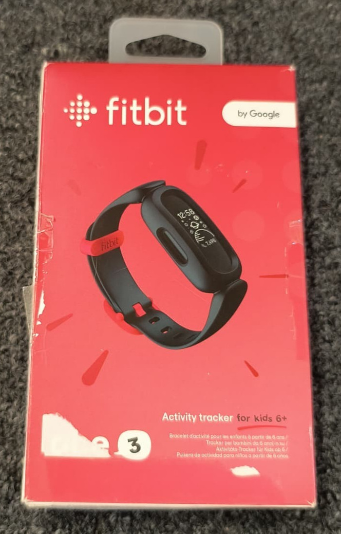 Fitbit Ace 3 For kids 6+ -Black & Sport Red -iPhone + Android - OBN , J2