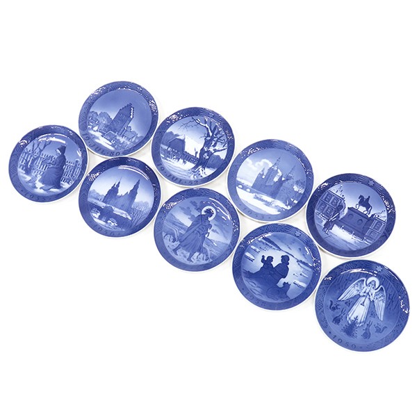 Royal Copenhagen Tableware Year Plate 1950s Set of 9 Ceramic Snubbull Blue