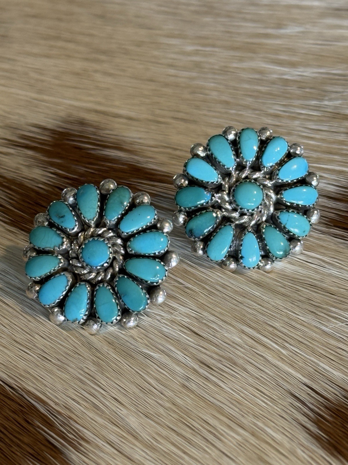 Vintage Zuni Petit Point Turquoise Cluster Earrings Alice Quam Sterling A.Q. 