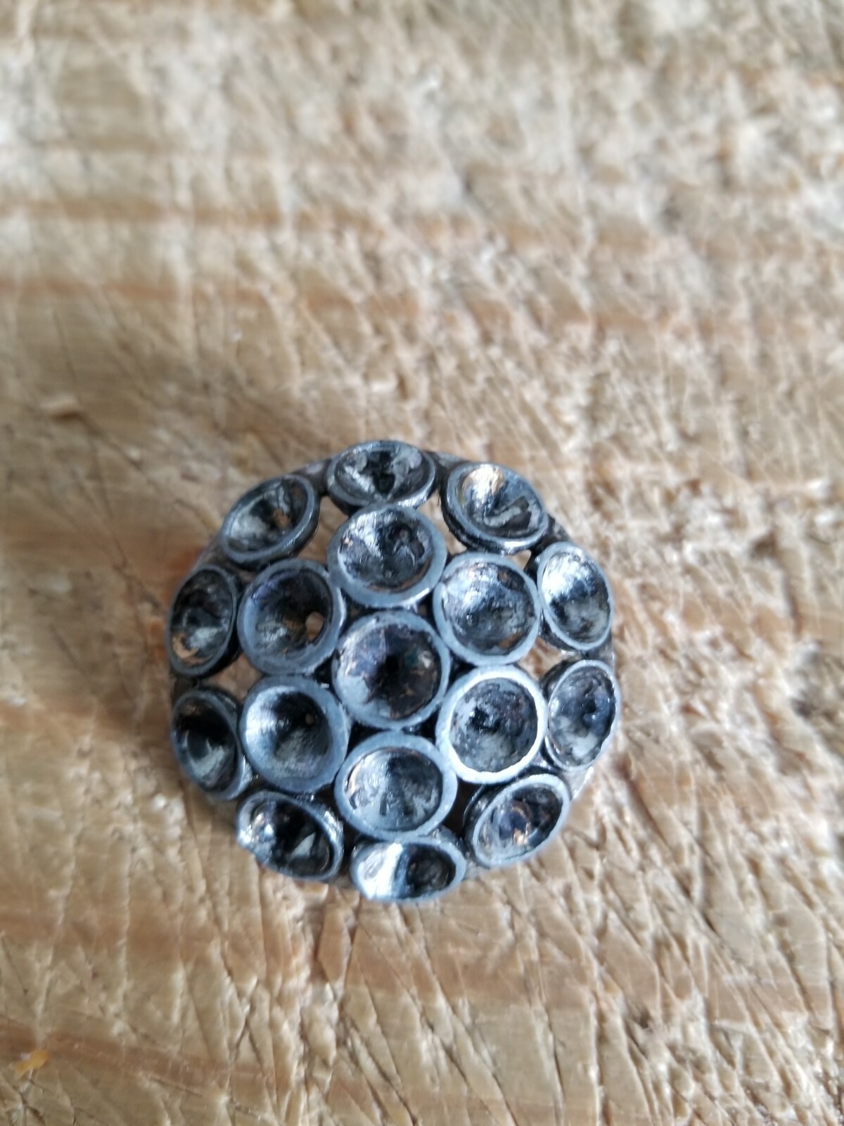 VTG HEFTY METALIC BUTTON BUD WITH REMOVED PRECIOUS STONES*B3