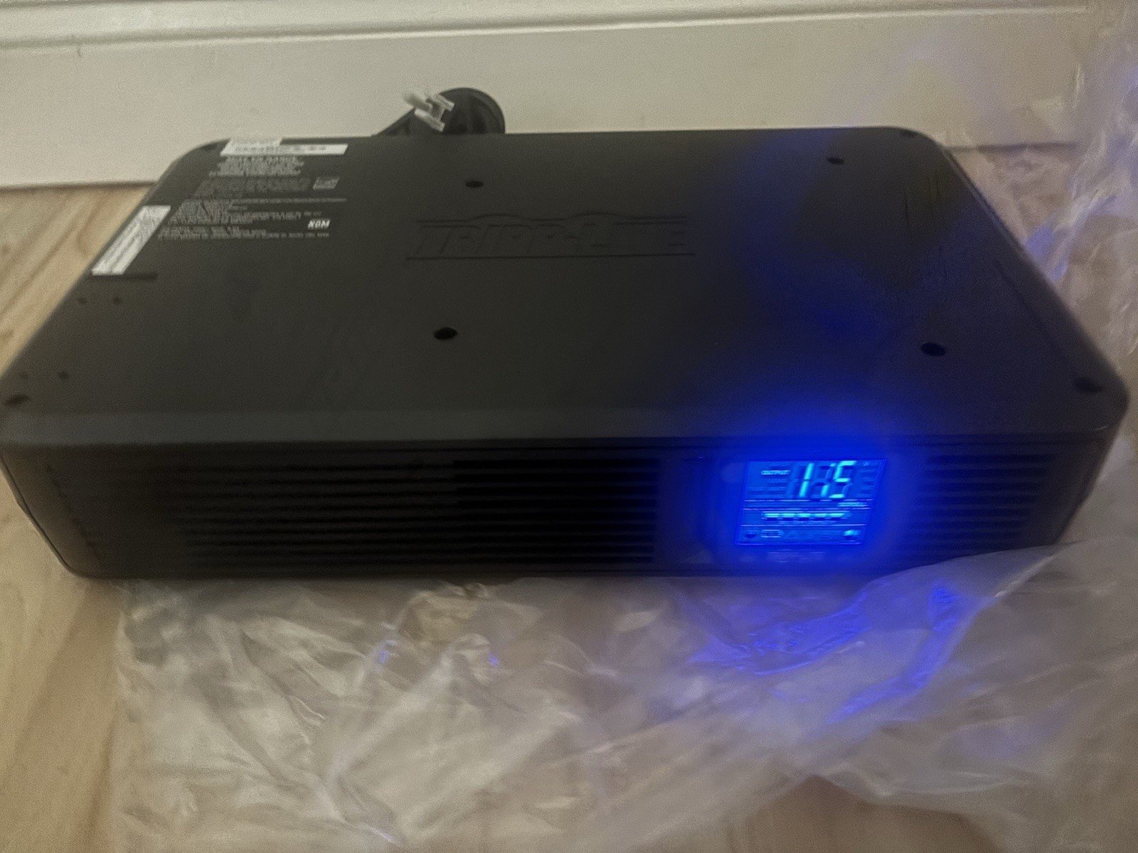 Parts Only Tripp Lite SMART1500LCD 1500VA Rack Mount UPS Battery included,