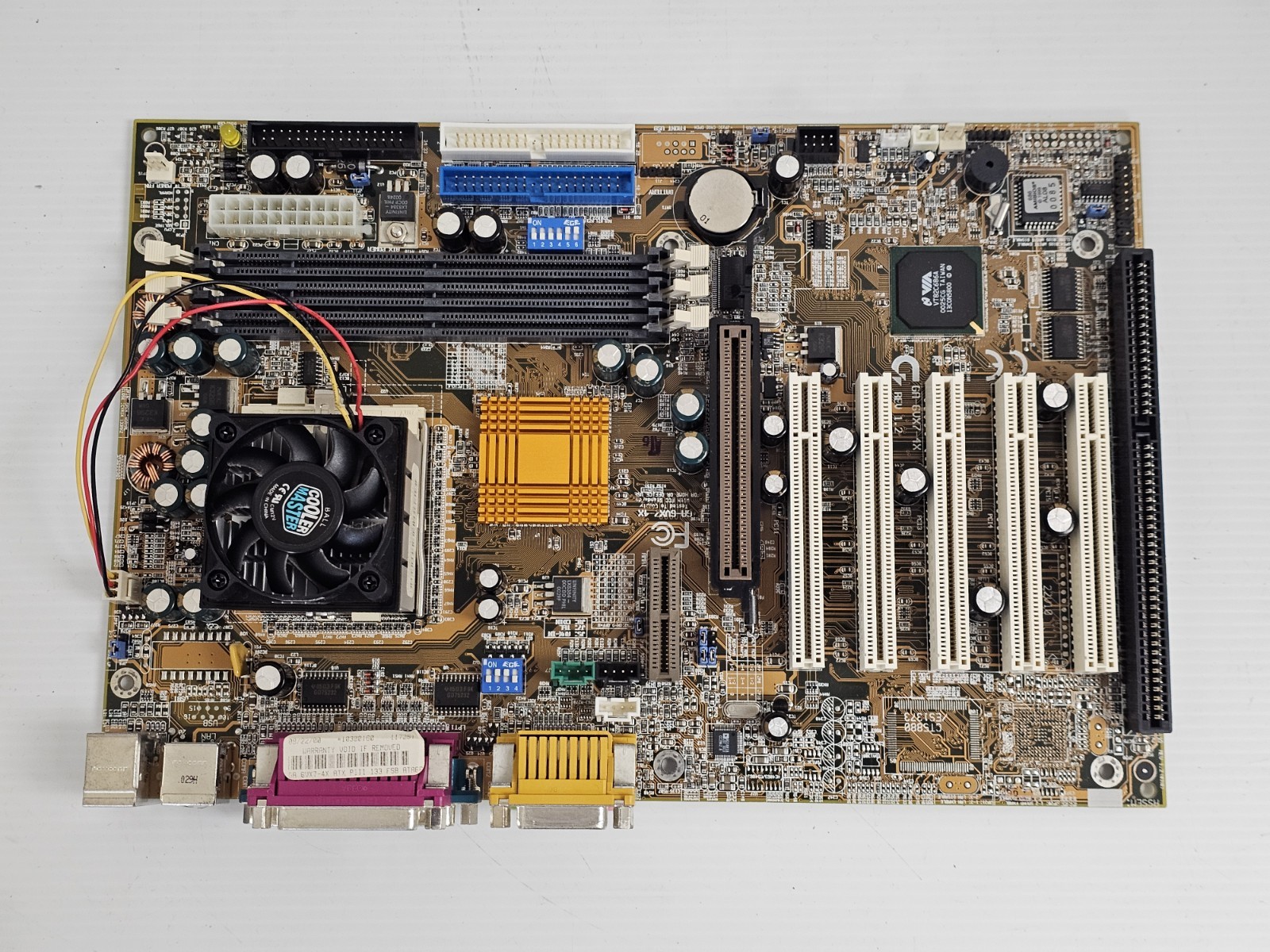 PCChips M756LMR Slot-1 Motherboard VIA Chipset AGP PCI ISA SDRAM Retro PC