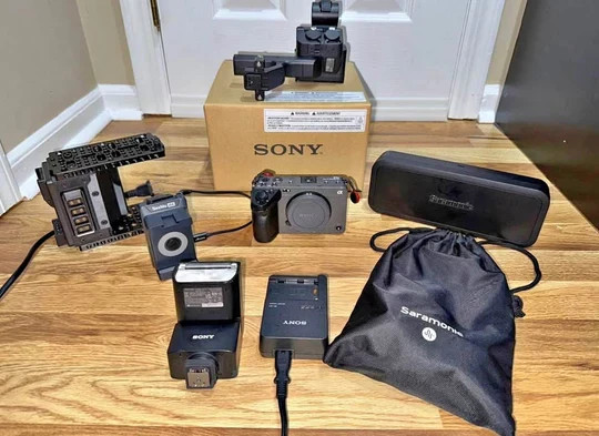 Sony FX3 Full-Frame Cinema Camera – Complete '' Read description ''