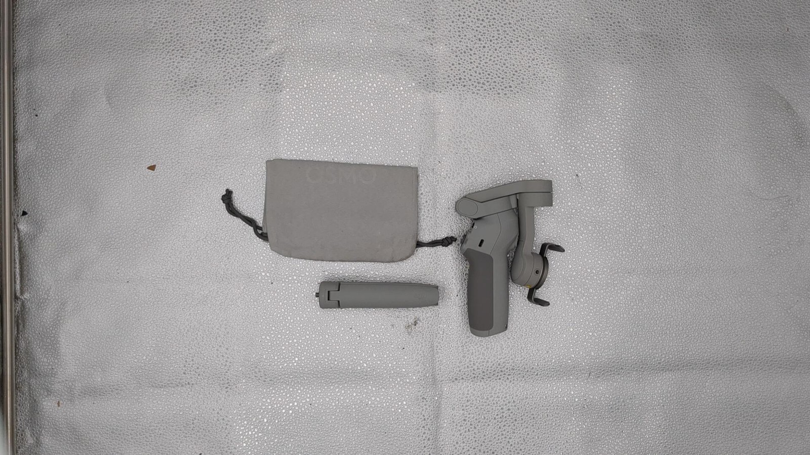 *READ* Dji Osmo Mobile Se, 3-axis Phone Gimbal For Iphone, Android, Built-in