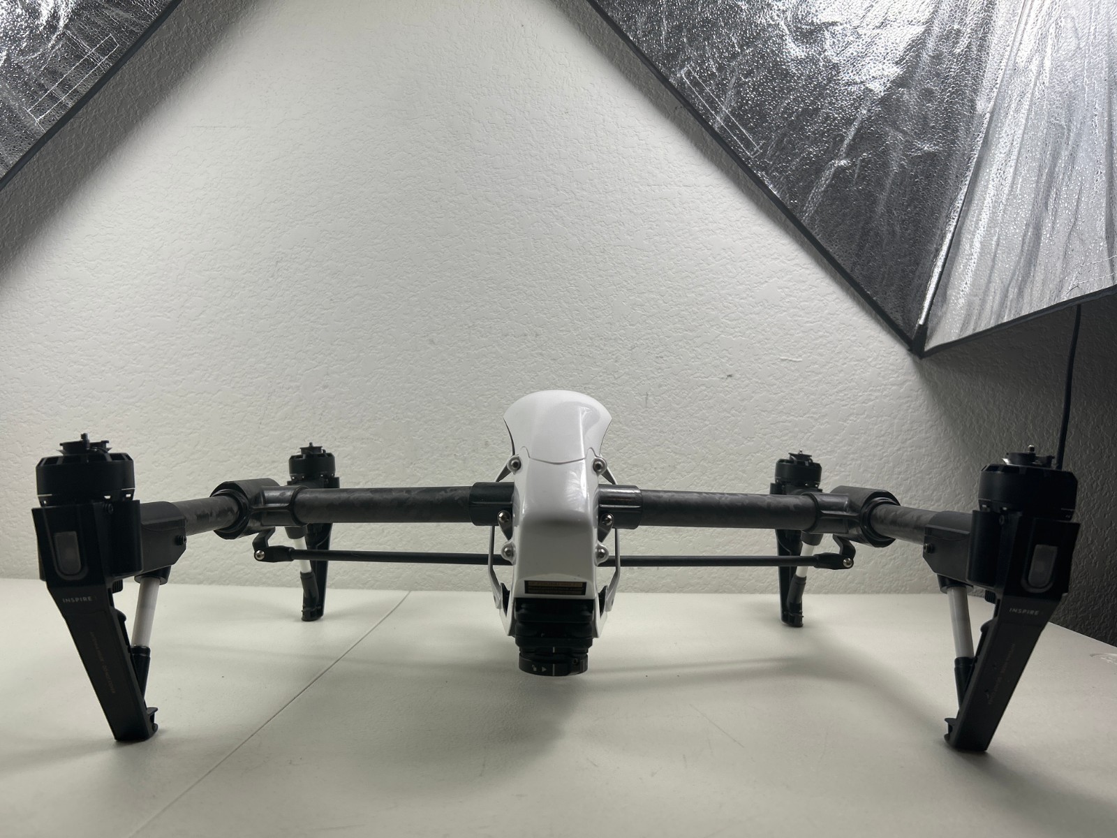 DJI Inspire 1 T600 Drone Only – Cracked Nose & Leg – For Parts or Repair