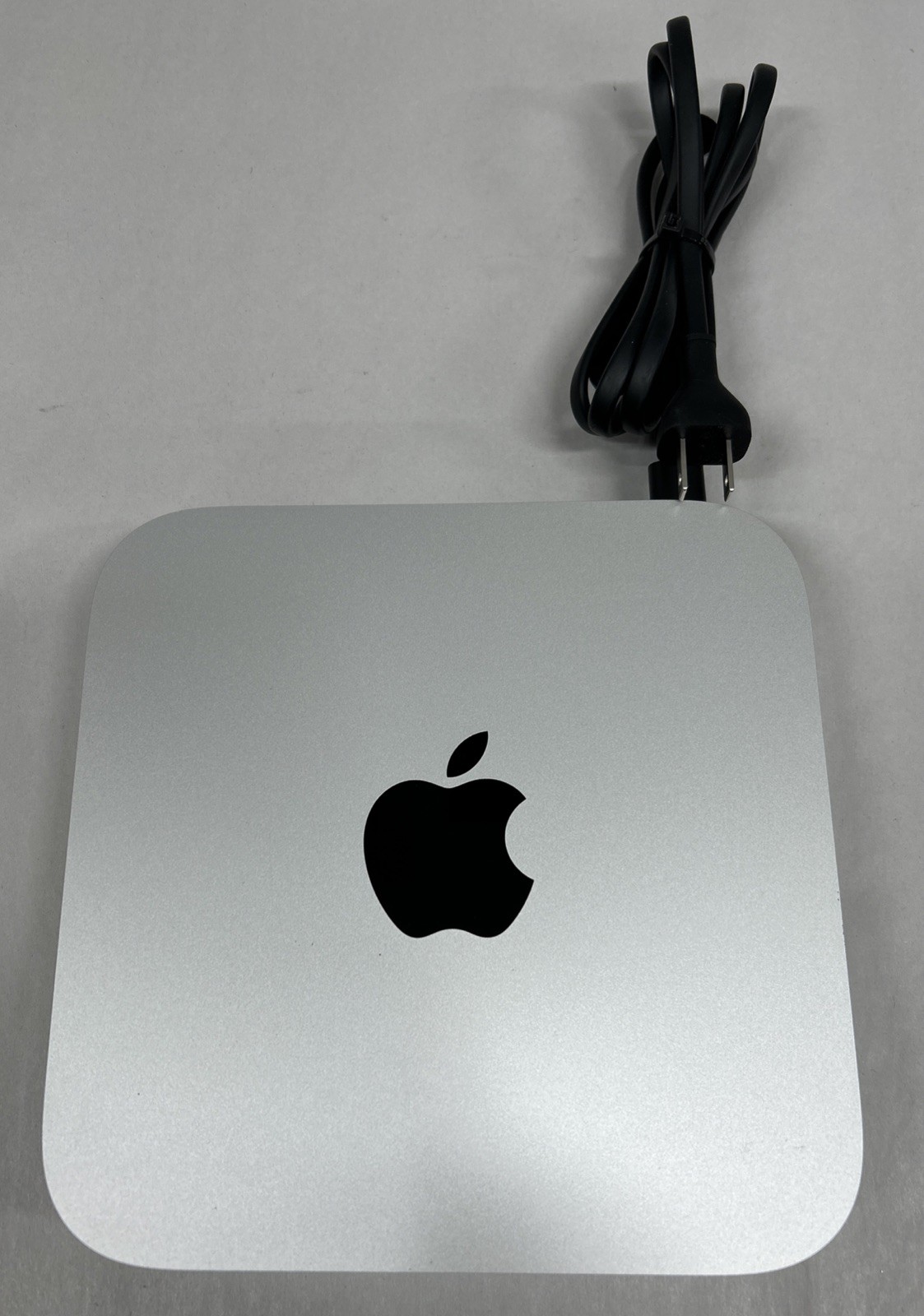 Apple Mac Mini M1 (2020) – 8GB, 256GB, – Model A2348