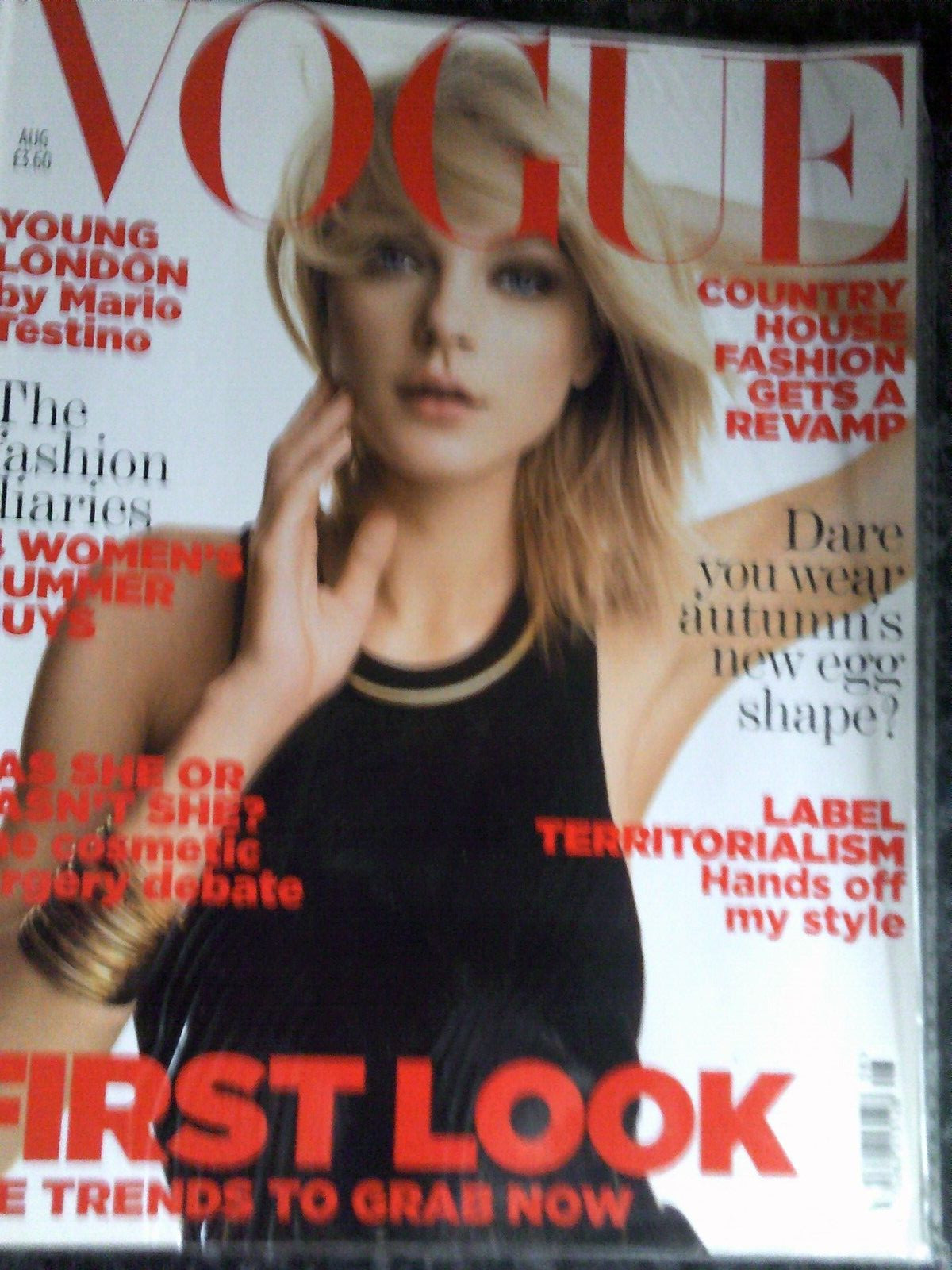 Vogue - August 2006 - Excellent smooth condition -  Ideal Gift