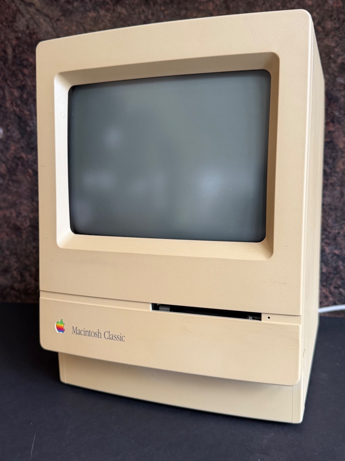 1991 Macintosh Classic – Powers On – No Chime – Display Issue – Original Box