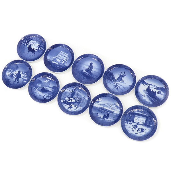 Royal Copenhagen Tableware Year Plate 1960's Set of 10 Ceramic Snubbull Blue