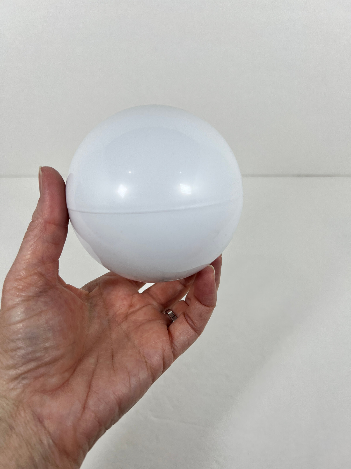 ONE EMPTY "Zuru 5 Surprise Mini Brands" Ball: White (**ONE BALL PER ORDER**)