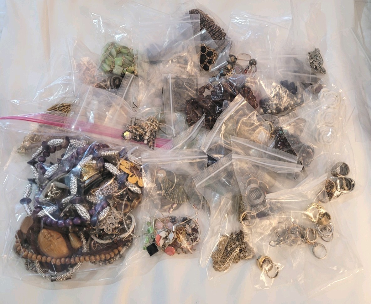 Mixed Costume Jewelry Lot Necklaces, Earrings, Bracelets, Rings