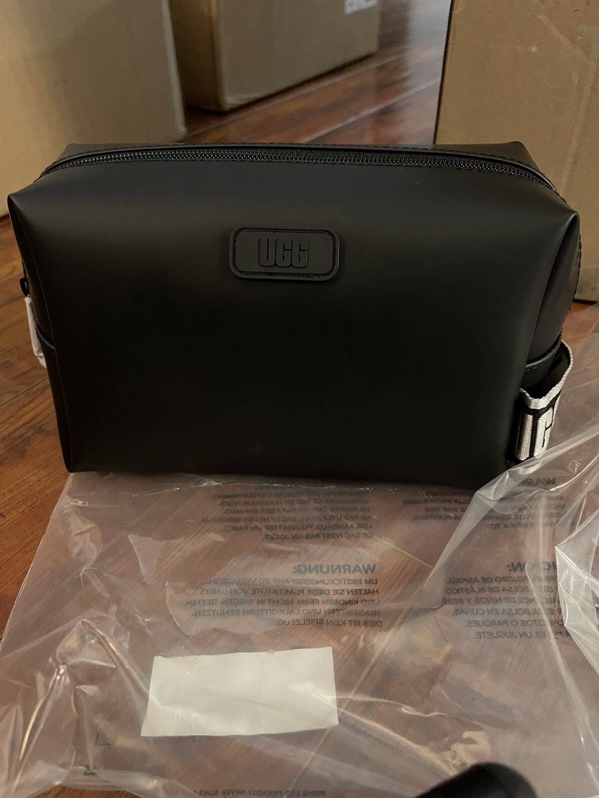 UGG Travel Pouch Zip Cosmetic Bag Water Resistant Black Faux Leather Logo Strap