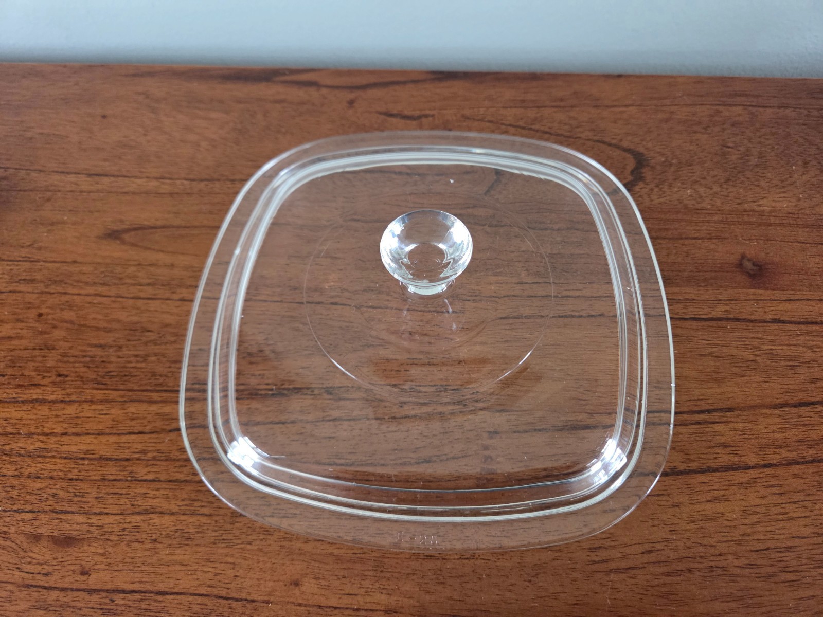 Vintage  E-20 Corning Ware Casserole Glass Lid Square with ID 6 1/2",  OD 7 1/4"