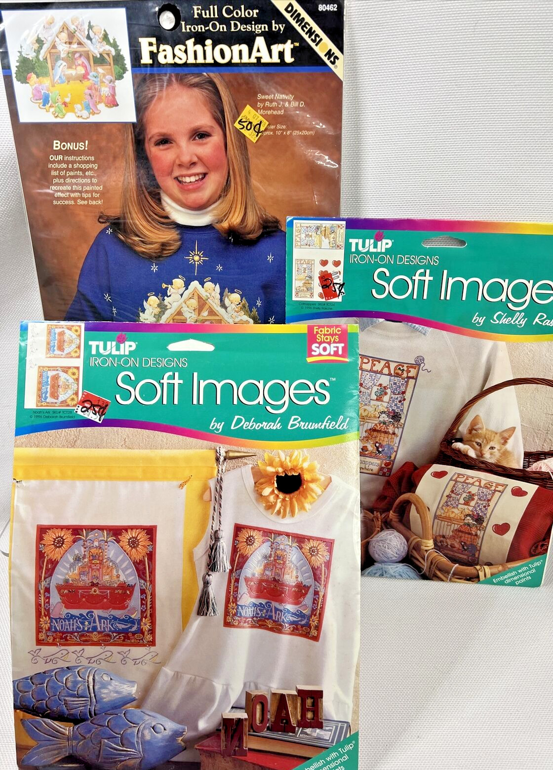 Tulip Dimensions Soft Images Iron On Transfer CAT Christmas Nativity 1990's