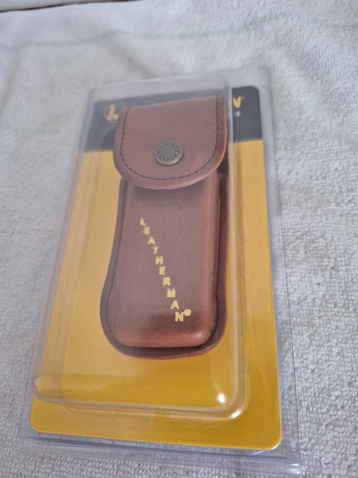 LEATHERMAN, Heritage Leather Snap Sheath for Multi-Tools, Brown, Medium