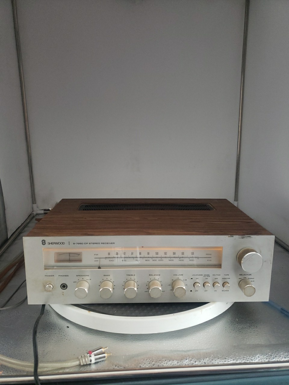 Vintage Sherwood S-7250 CP Stereo Receiver - Works Fine- Please Read: