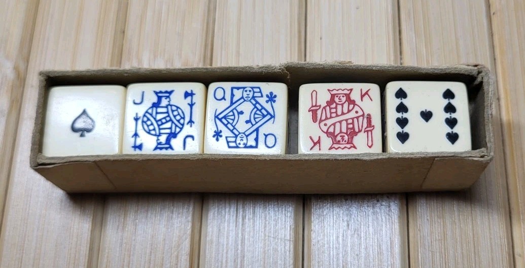 Vintage  Lot Of 5 6 Sided Poker Dice Celluloid Dice Game Pieces
