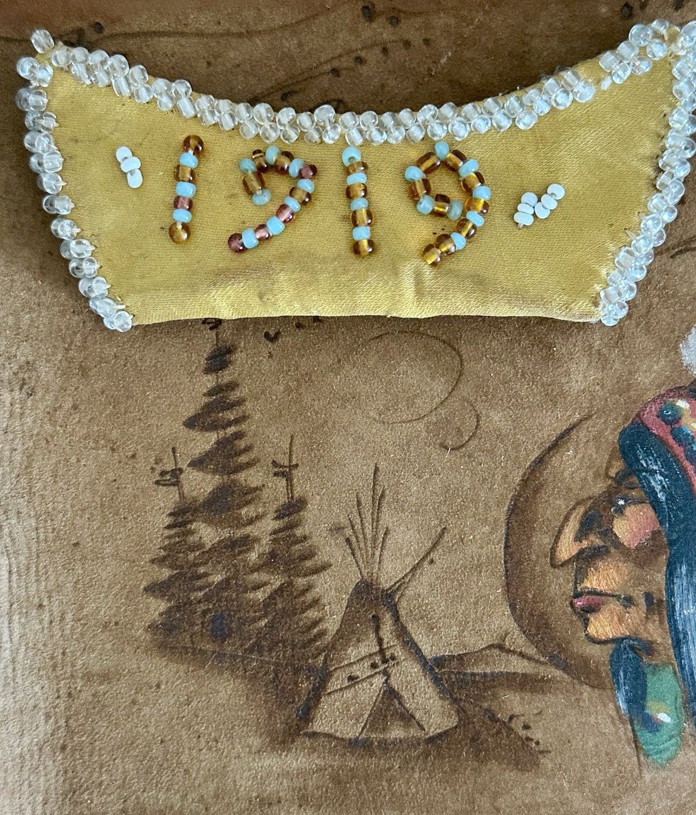 1919 NATIVE AMERICAN Fabric SOUVENIR Indian CANOE Colorful Beadwork FAST