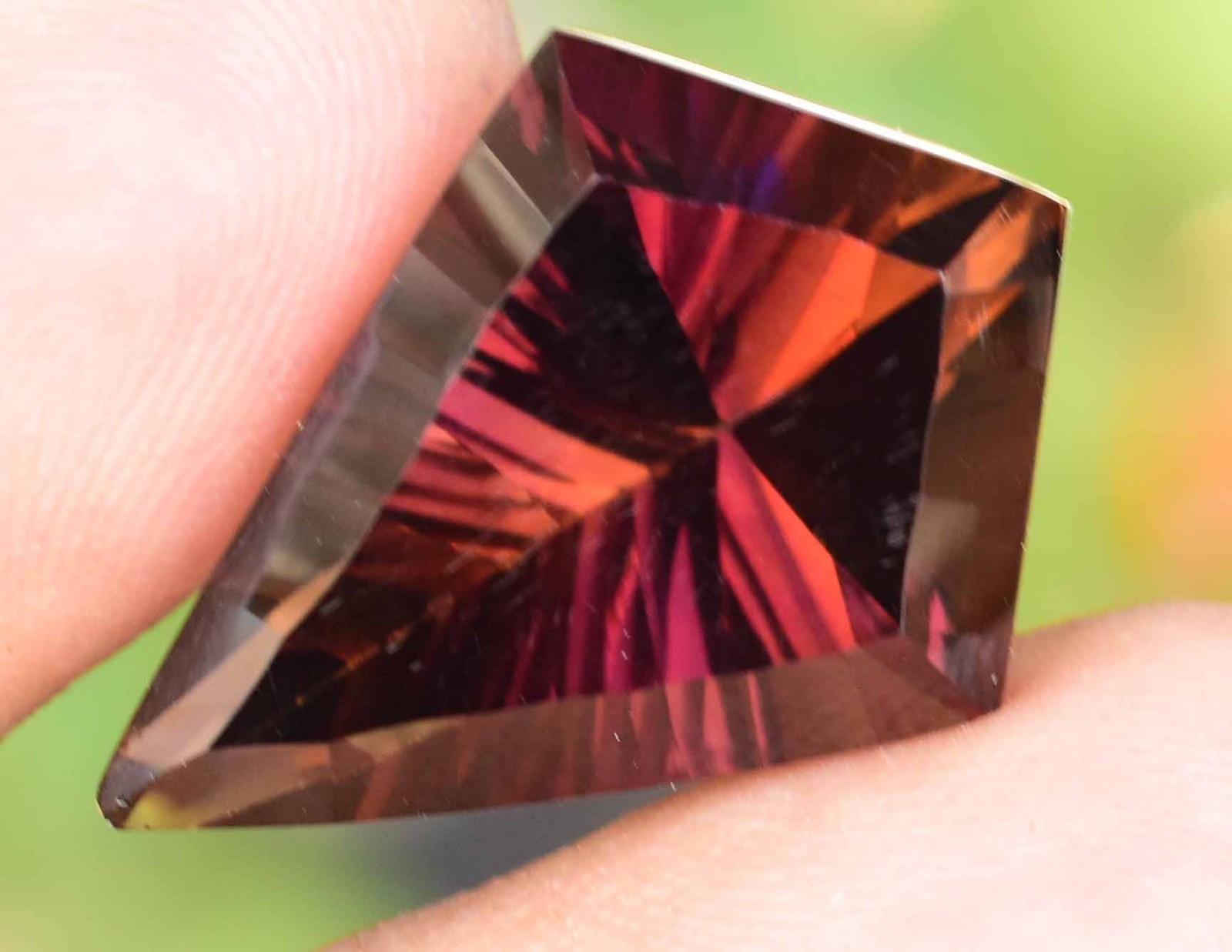 Natural Bolivia Ametrine Bi-Color 21.00 Ct Untreated Certified Loose Gemstone