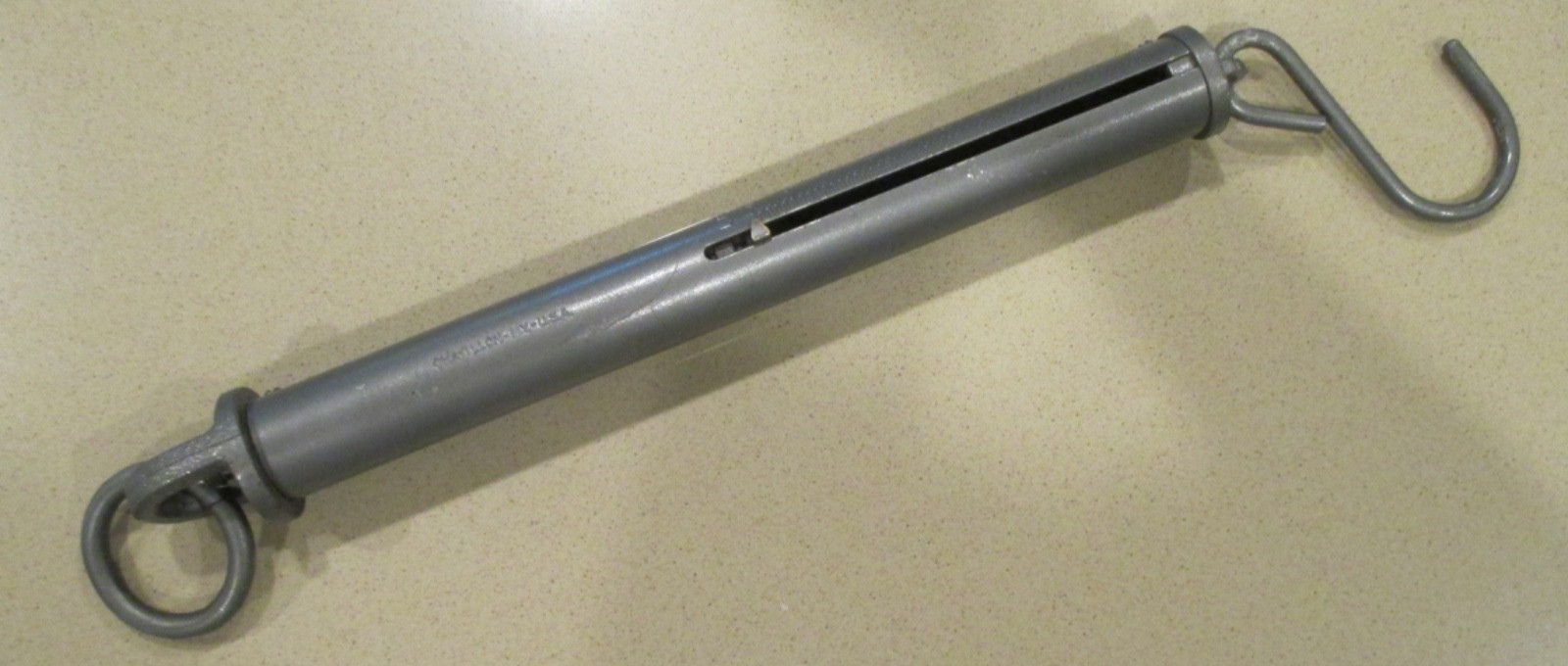 Vintage Chatillon NY USA 22679.62 grams or Weight 50LBS Hanging Metal Fish Scale