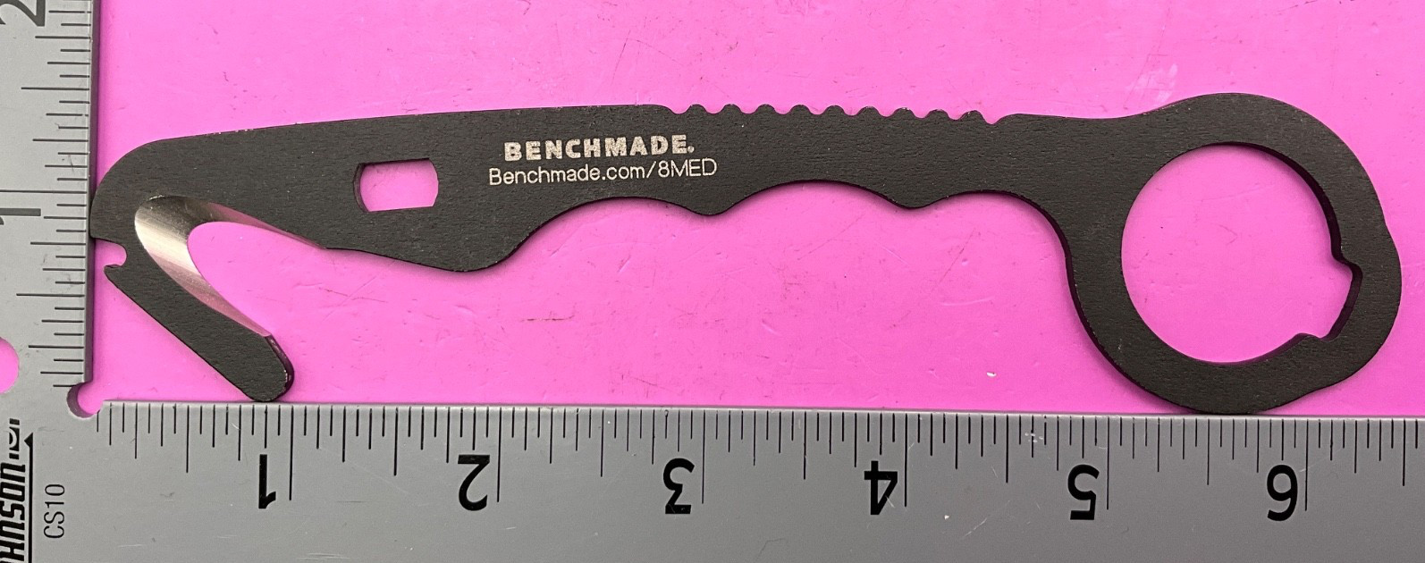 BENCHMADE SEATBELT STRAP RESCUE CUTTER 8MED