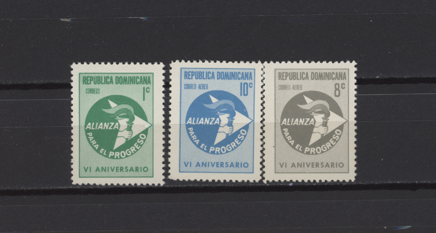 S55185 Dominicana Rep. 1967 MNH Development Alliance 3V
