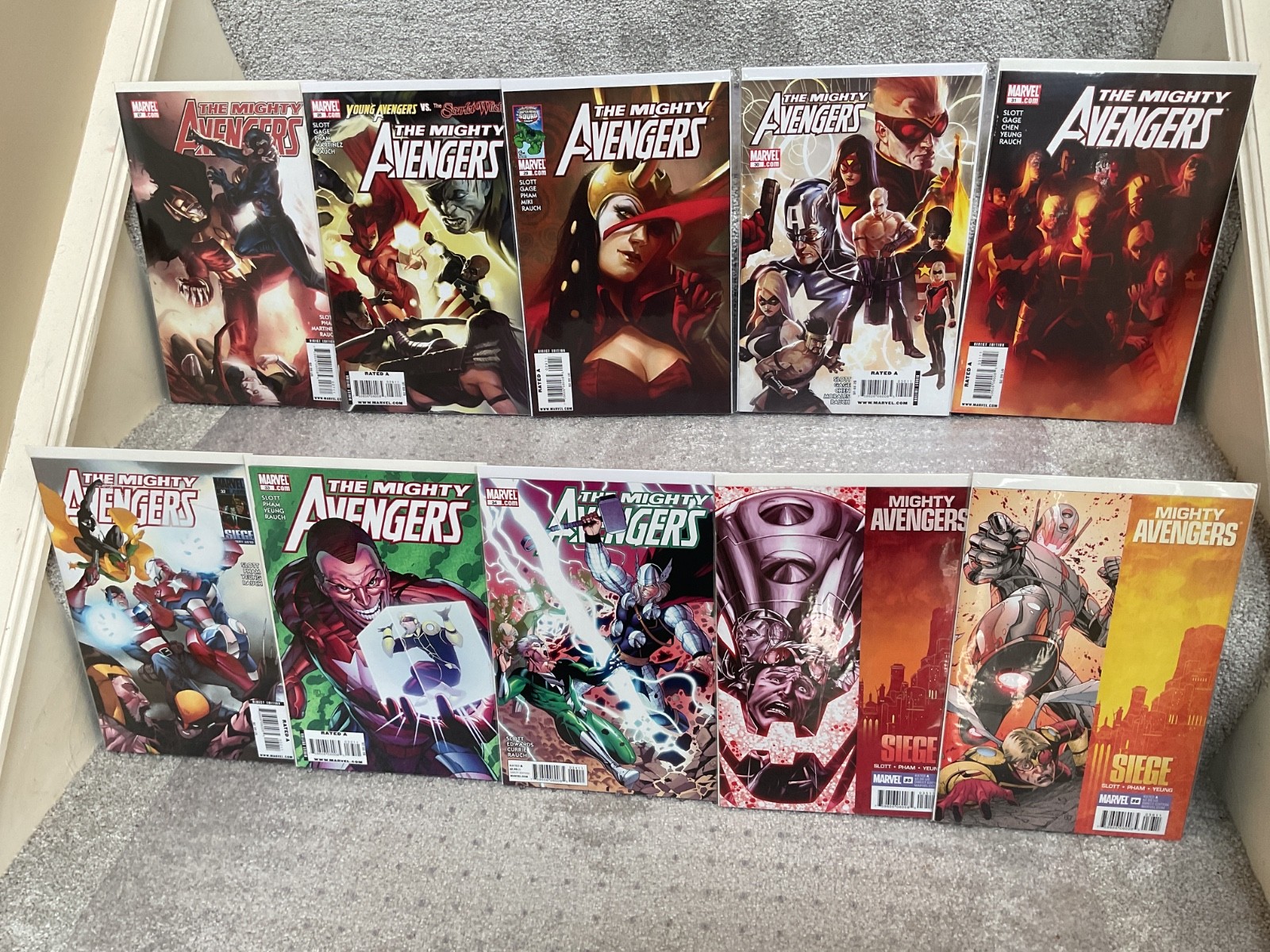 The Mighty Avengers #27,28,29,30,31,32,33,34,35,36  2009  NM cond