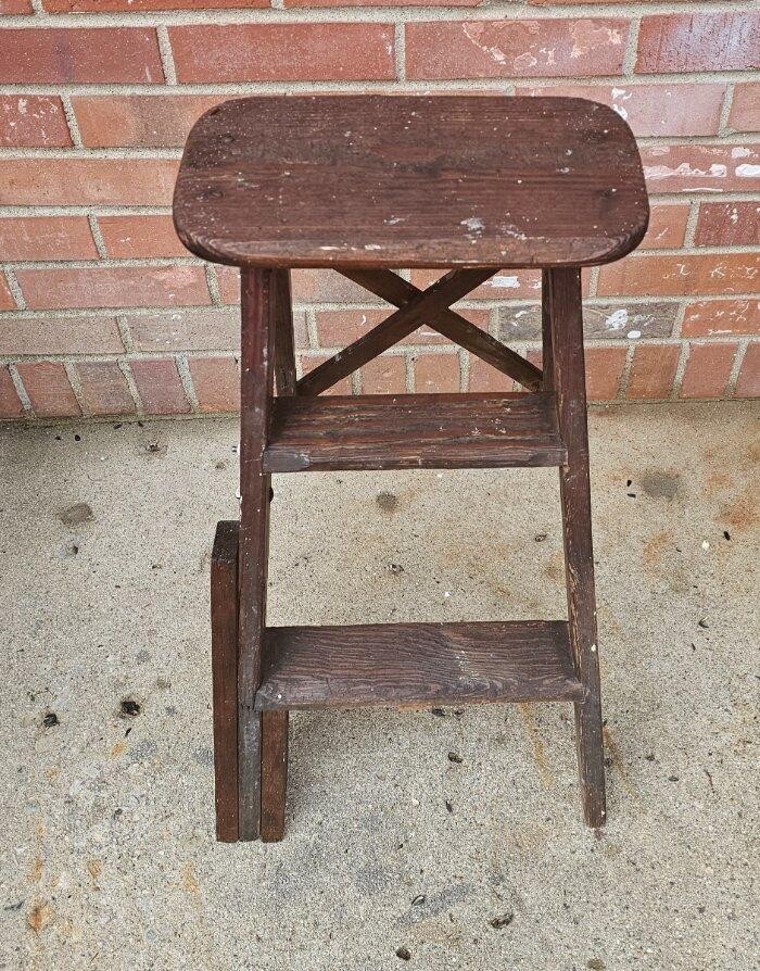Vintage Wood Step Ladder 3 Steps Plant Fern Stand Barn Farm Décor