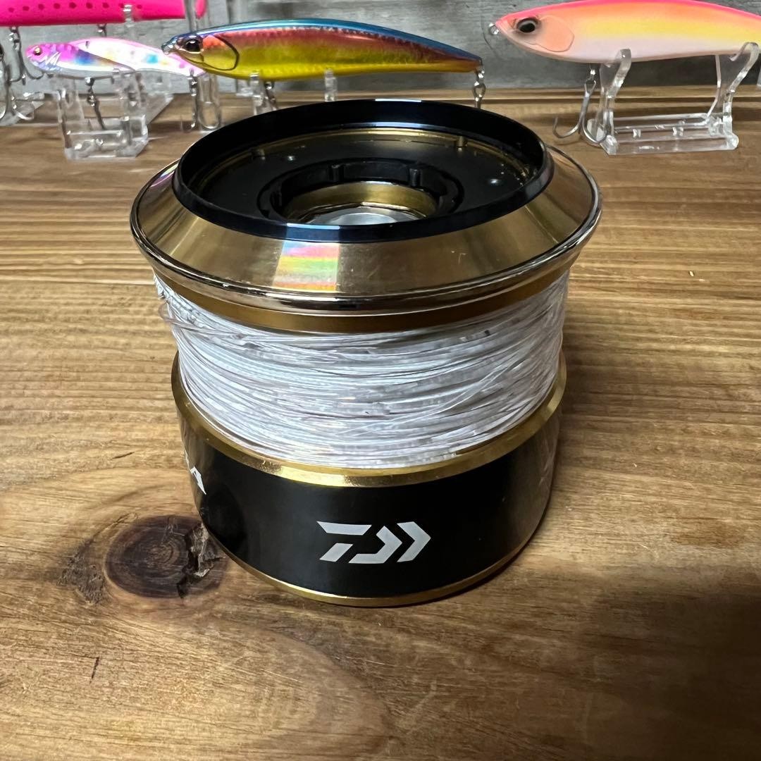 20 Saltiga 14000 Spool SLP Navy