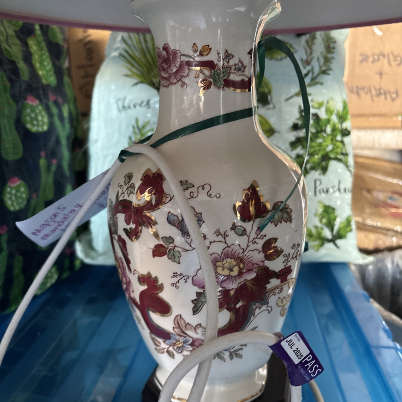 Masons Ironstone Red Mandalay Table Lamp Octagonal with Wooden Base B22 Bayonet