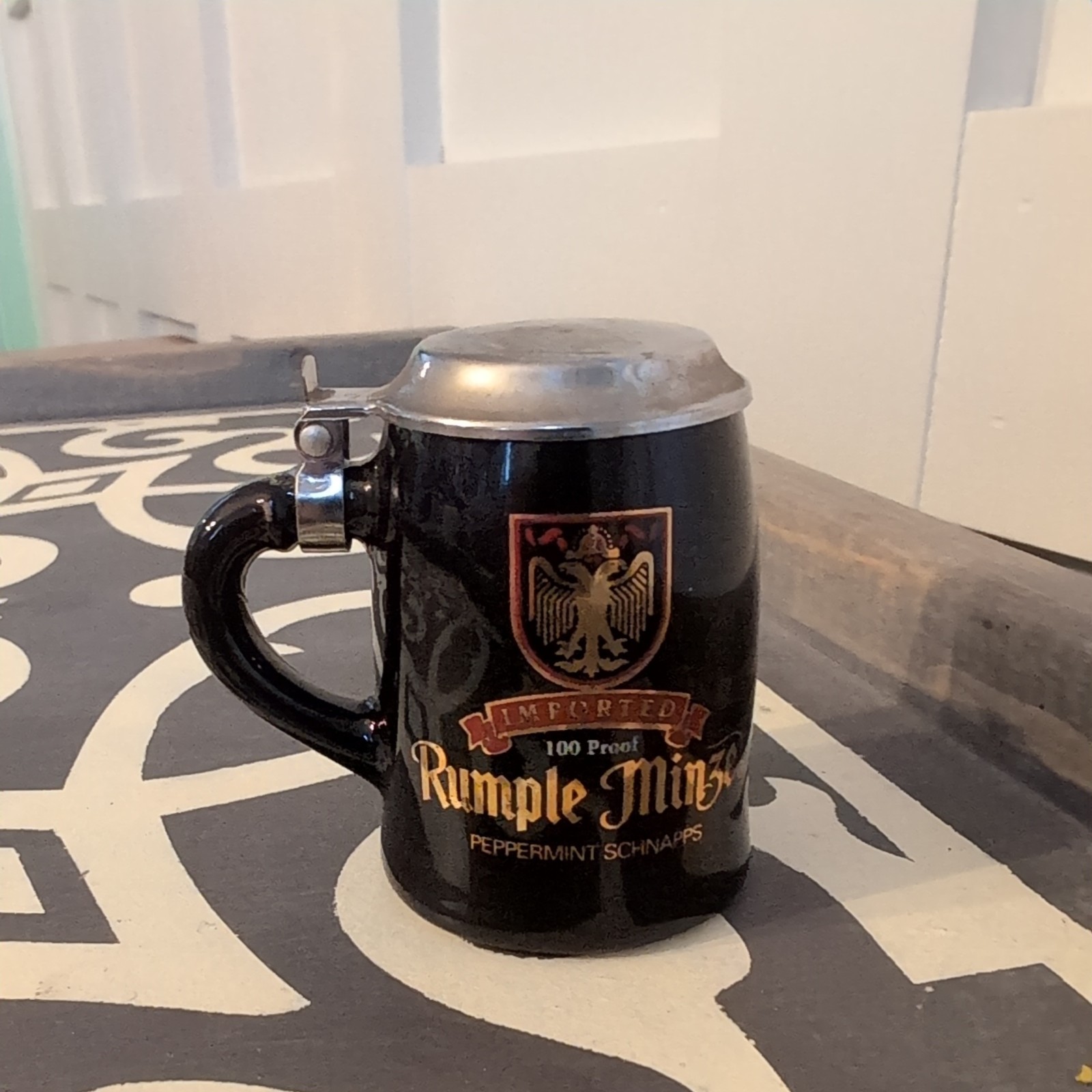 RUMPLE MINZE Shot Glass Stein Shooter Black Ceramic PEPPERMINT SCHNAPPS 2.5”