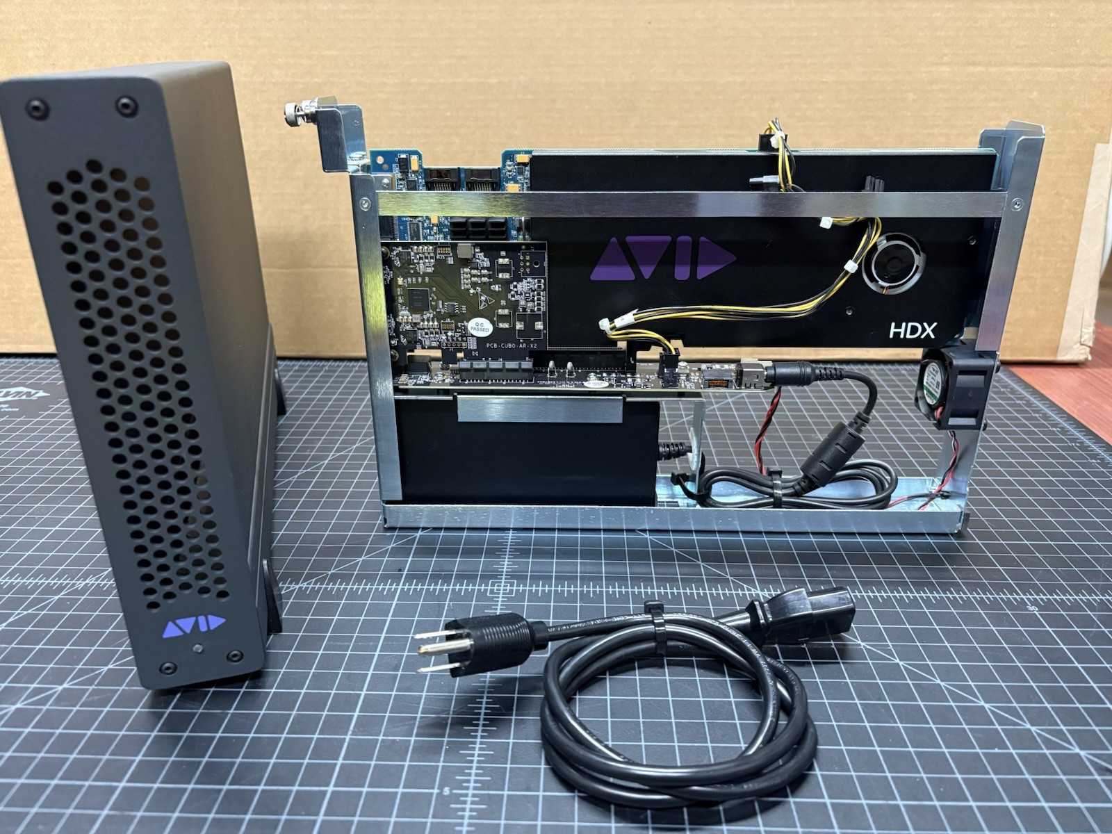 Avid Pro Tools | HDX PCIe Card w/ Thunderbolt 3 Chassis - 100% Working
