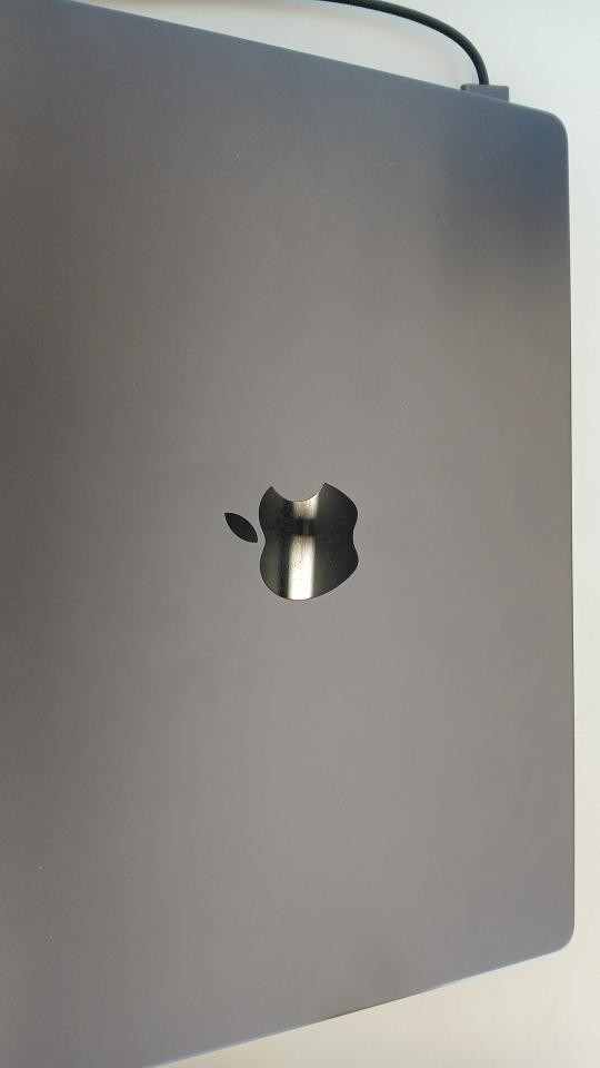 APPLE MACBOOK PRO A3112 (VAP028140)