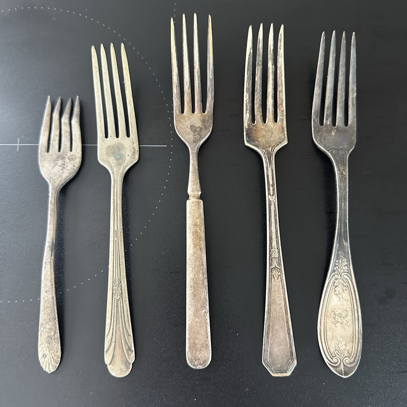 Random Lot Of Tarnished Silver Plated Flatware 5 Forks 4 Butter Knifes 3 Spoons