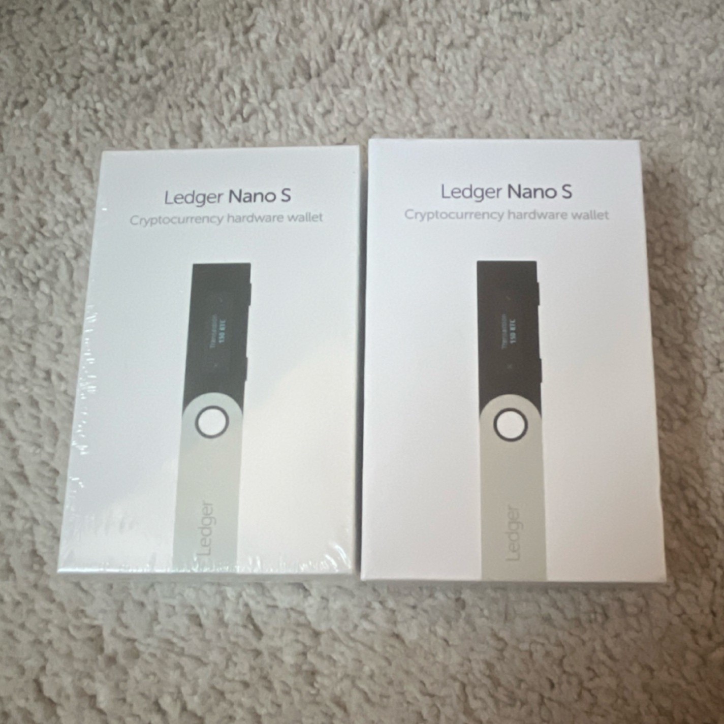 Ledger Nano S Cryptocurrency Hardware Wallet Crypto-Collectible XD01UMAOM1