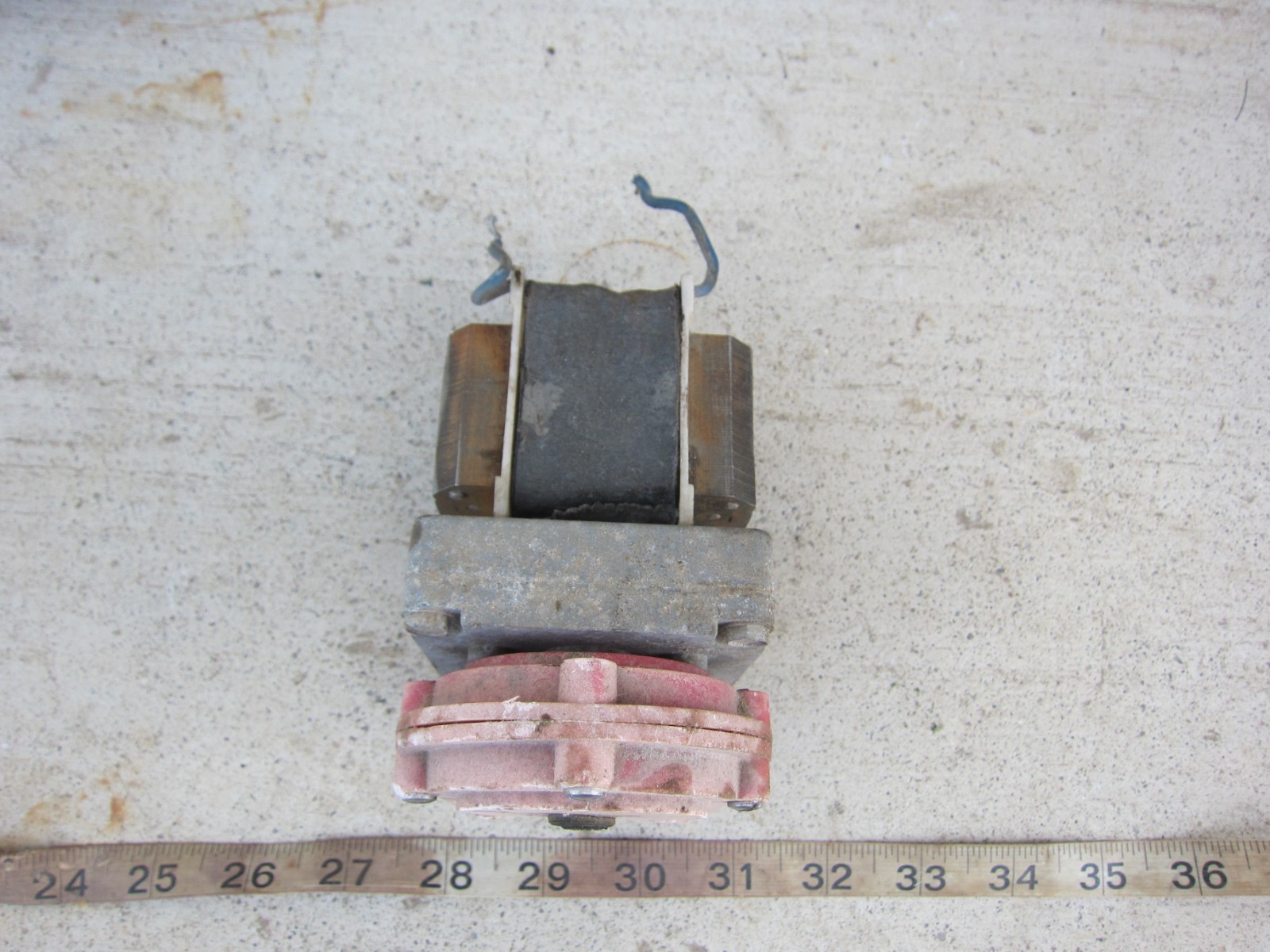 Stero Dishwasher 240V Coil Chemical Pump used for SC-20-2A, Used