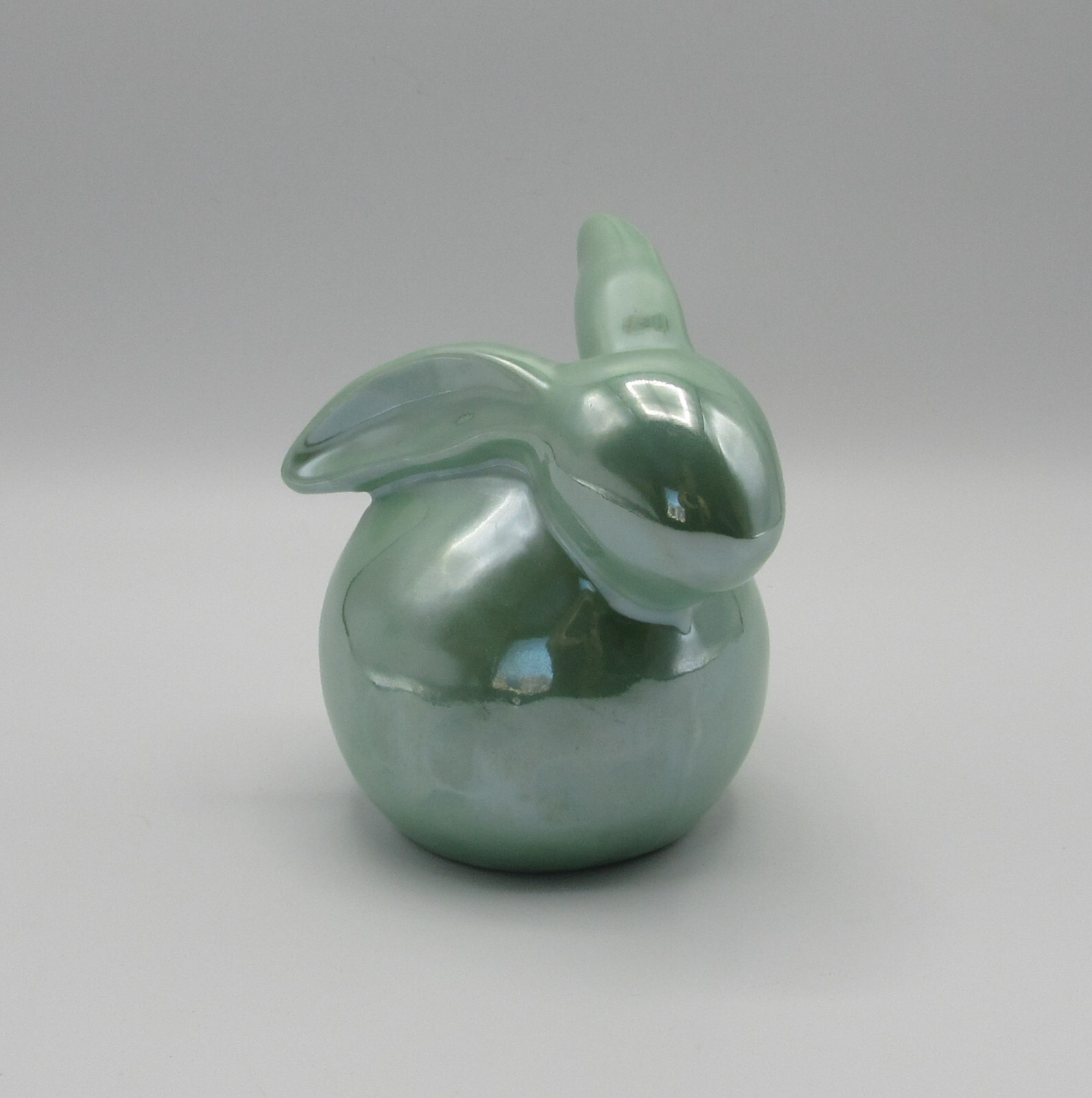 GREEN EASTER SPRING CERAMIC BUNNY RABBIT FIGURINE WITH LUSTER FINISH NEW