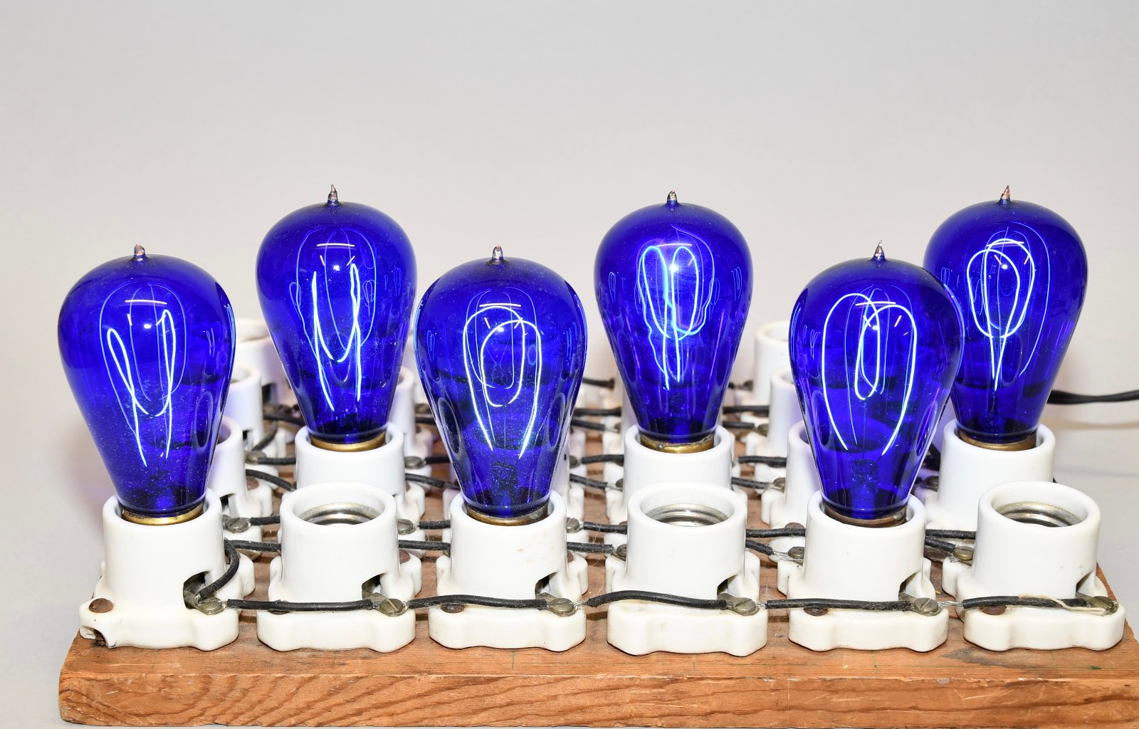 6 ANTIQUE COBALT BLUE GLASS CARBON TIP MEDIUM BASE E26 WORKING LIGHT BULBS!