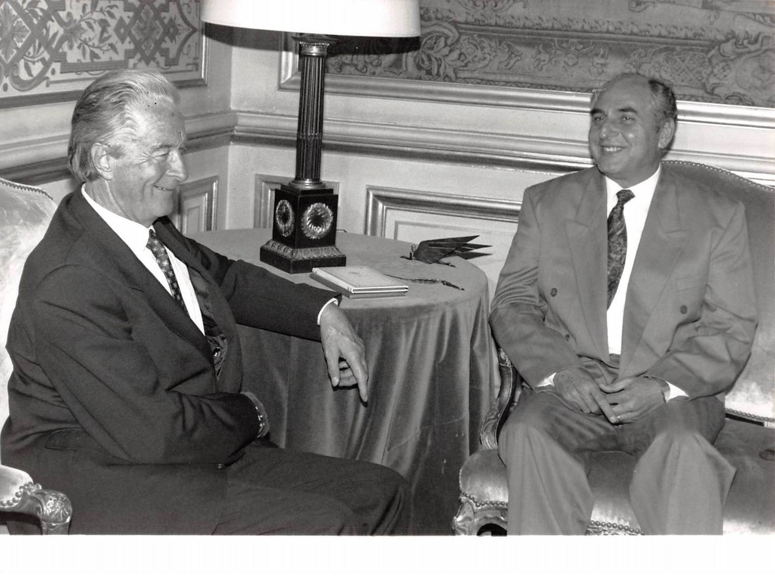 Press Photo AM21104 Approximately 24X18 Cm 1991 Roland Dumas Faycal Husseini