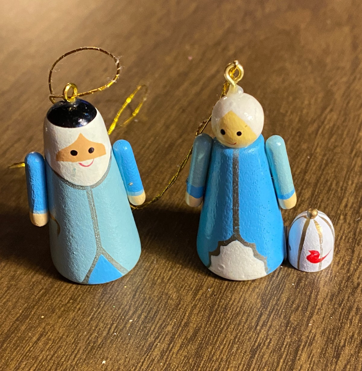 Vintage Tiny Wood People Couple Grandparents Bird Cage Christmas Ornament 1 1/2"