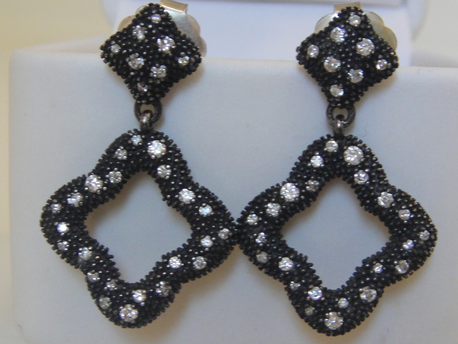 DAVID YURMAN , SS MIDNIGHT MELANGE QUATREFOIL DIAMOND EARRINGS